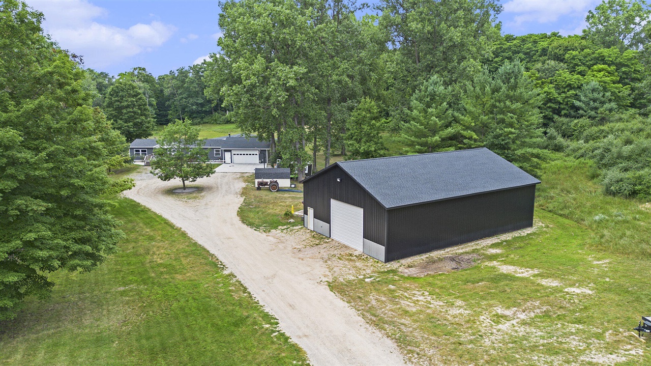 1st image of 8861 S Big Buck Ln, Newaygo, MI 49337 | MLS# 70505300