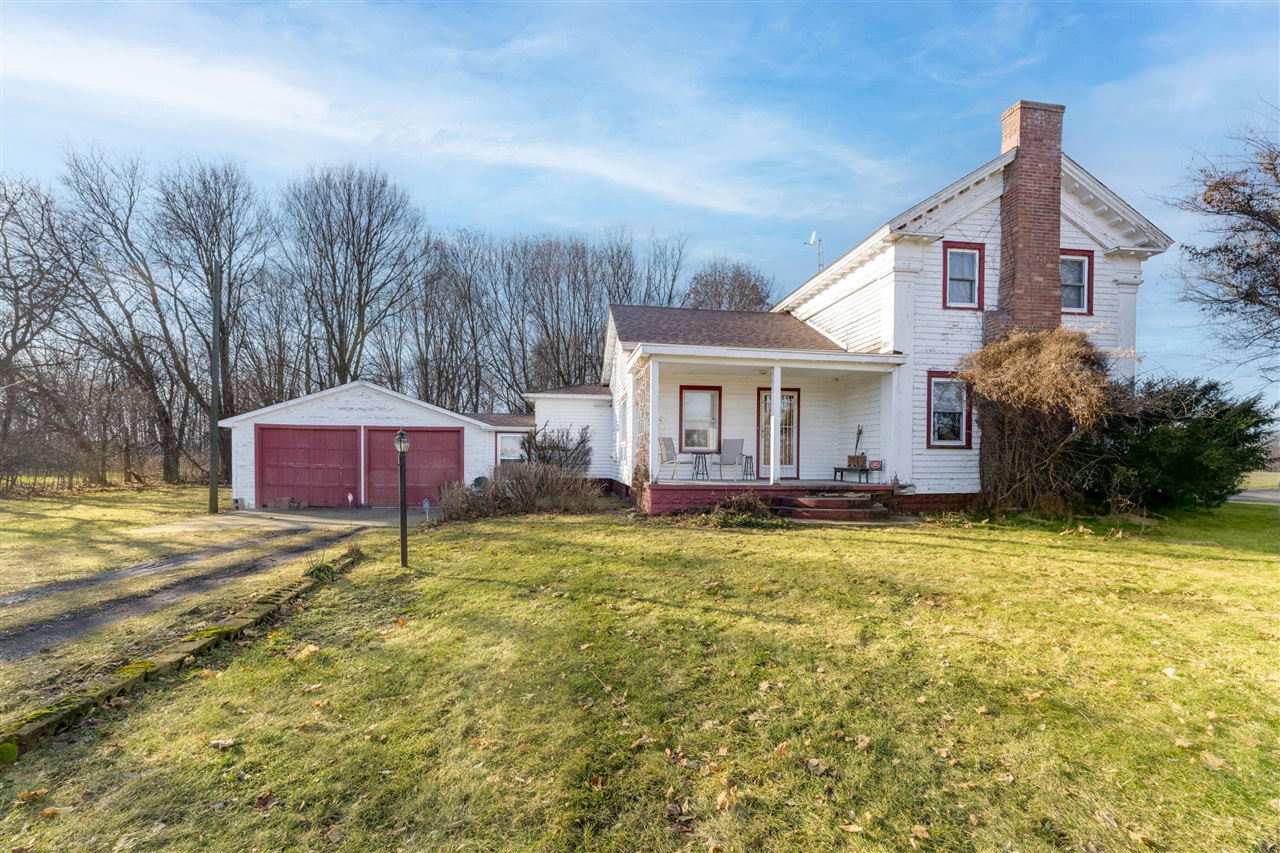 Homes for sale in Mendon, MI | 54516 Silver St, Mendon, MI 49072 | MLS# 70505429