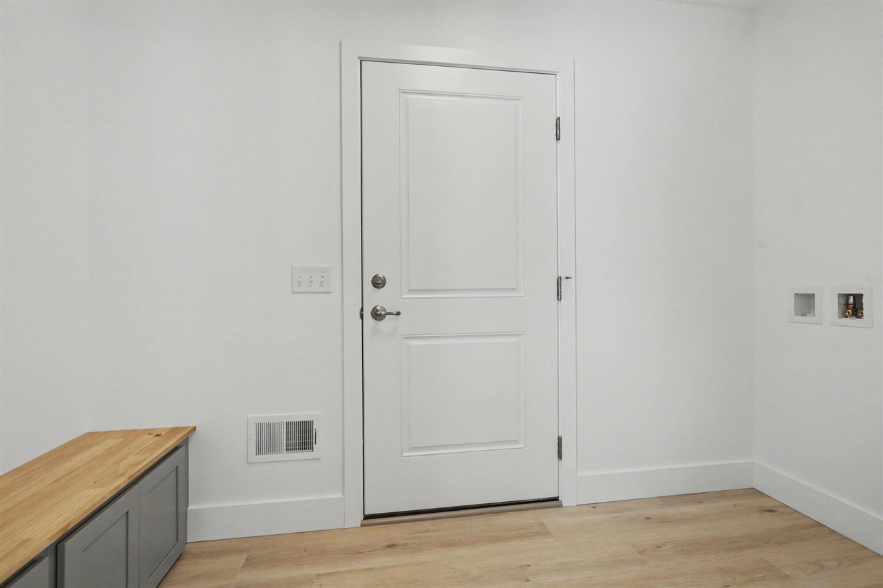 7642 Cinnamon Woods Trail, Kalamazoo, MI, 49004-6625