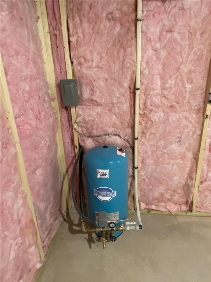 7642 Cinnamon Woods Trail, Kalamazoo, MI, 49004-6625