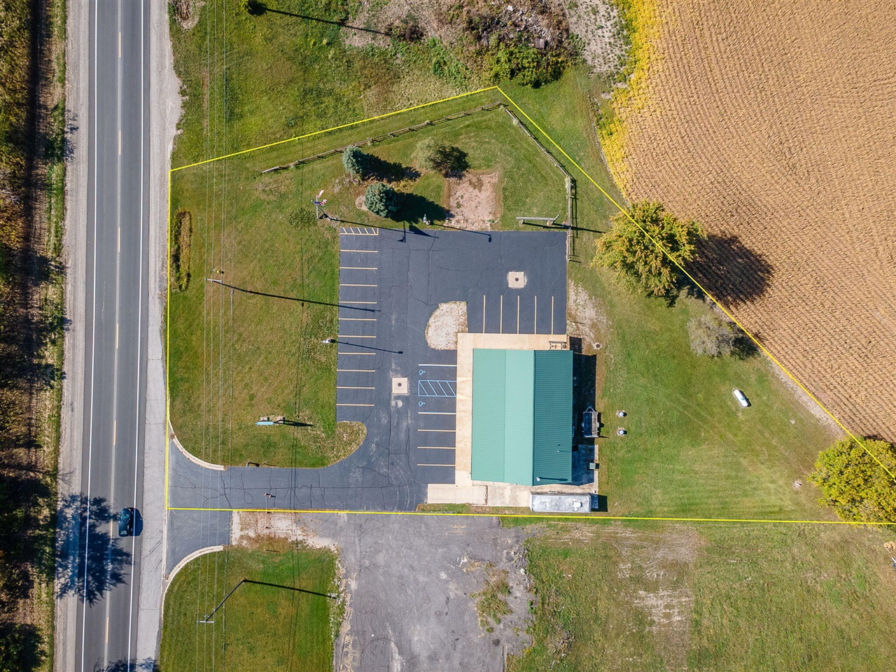 Homes for sale in La Salle, MI | 14195 S Telegraph Rd, La Salle, MI 48145 | MLS# 70506150