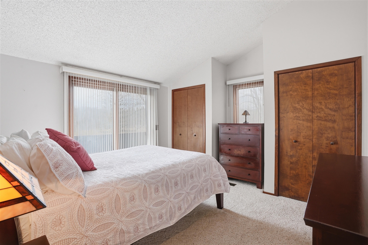 2725 Cooley Lake Road, Highland, MI, 48356-3310