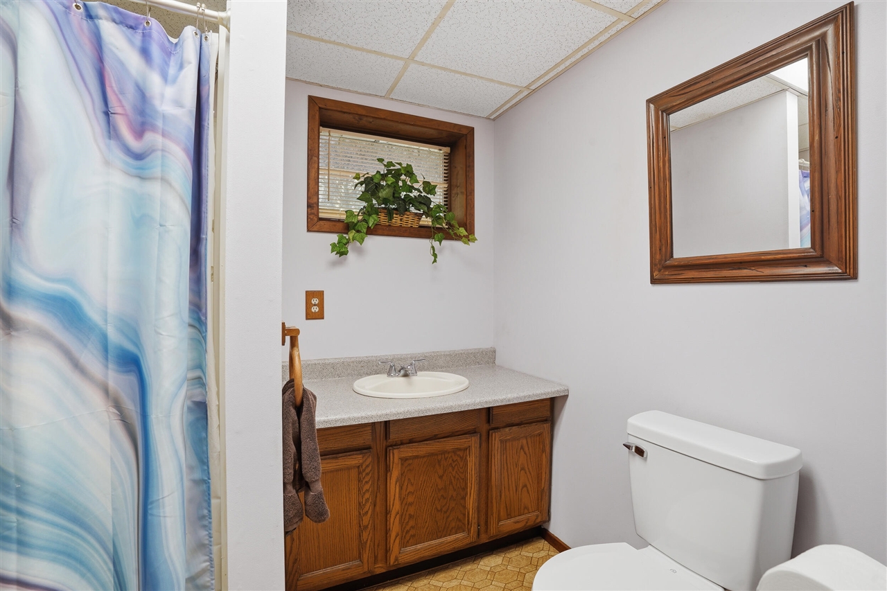 2725 Cooley Lake Road, Highland, MI, 48356-3310