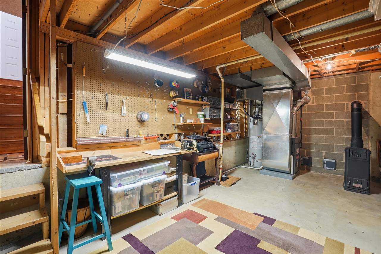 2725 Cooley Lake Road, Highland, MI, 48356-3310