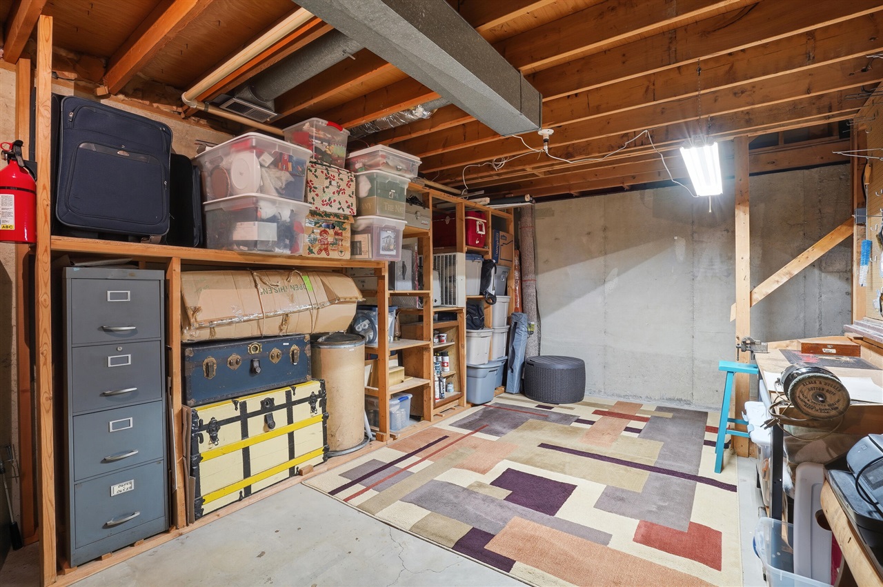 2725 Cooley Lake Road, Highland, MI, 48356-3310