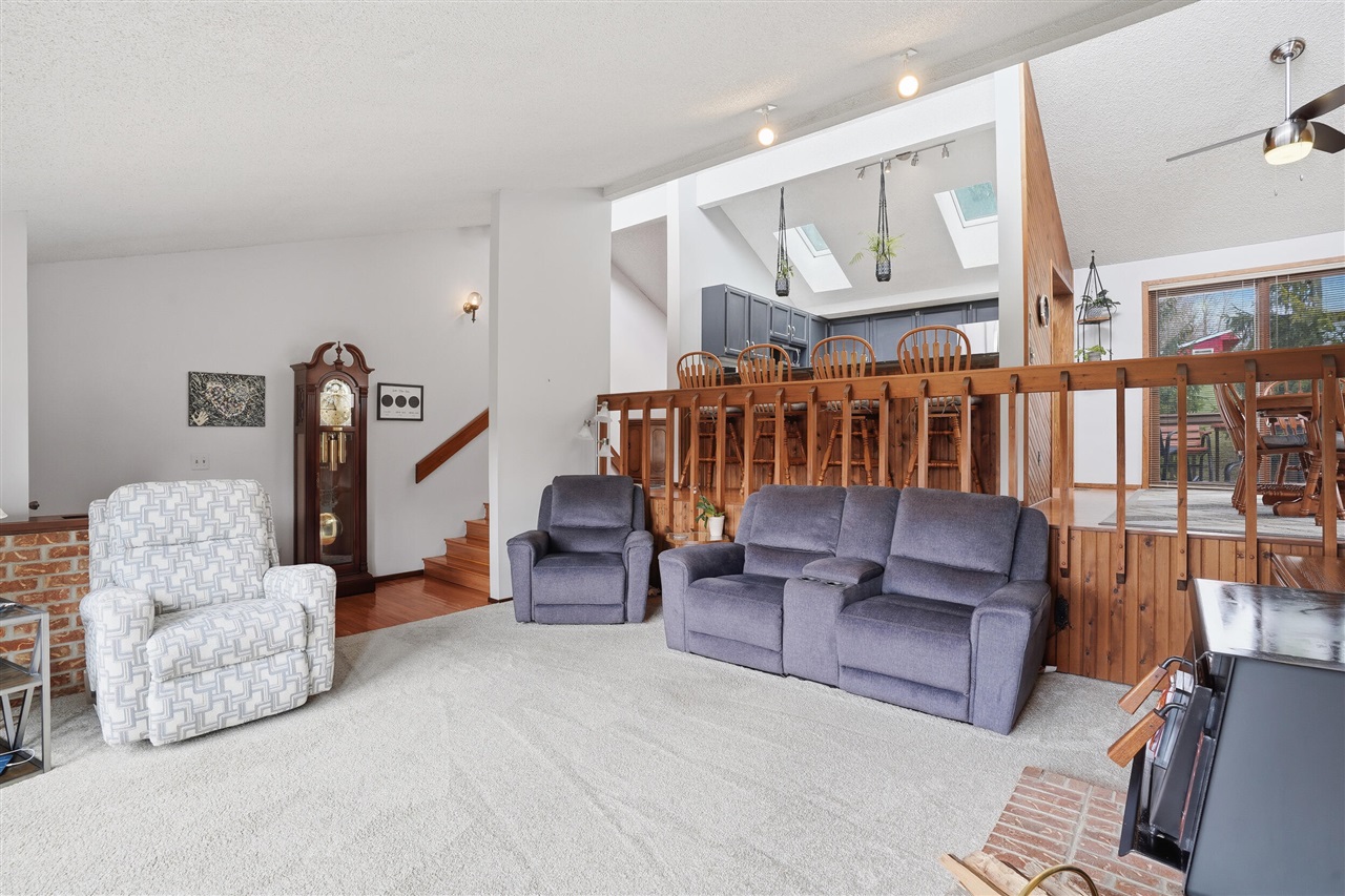 2725 Cooley Lake Road, Highland, MI, 48356-3310