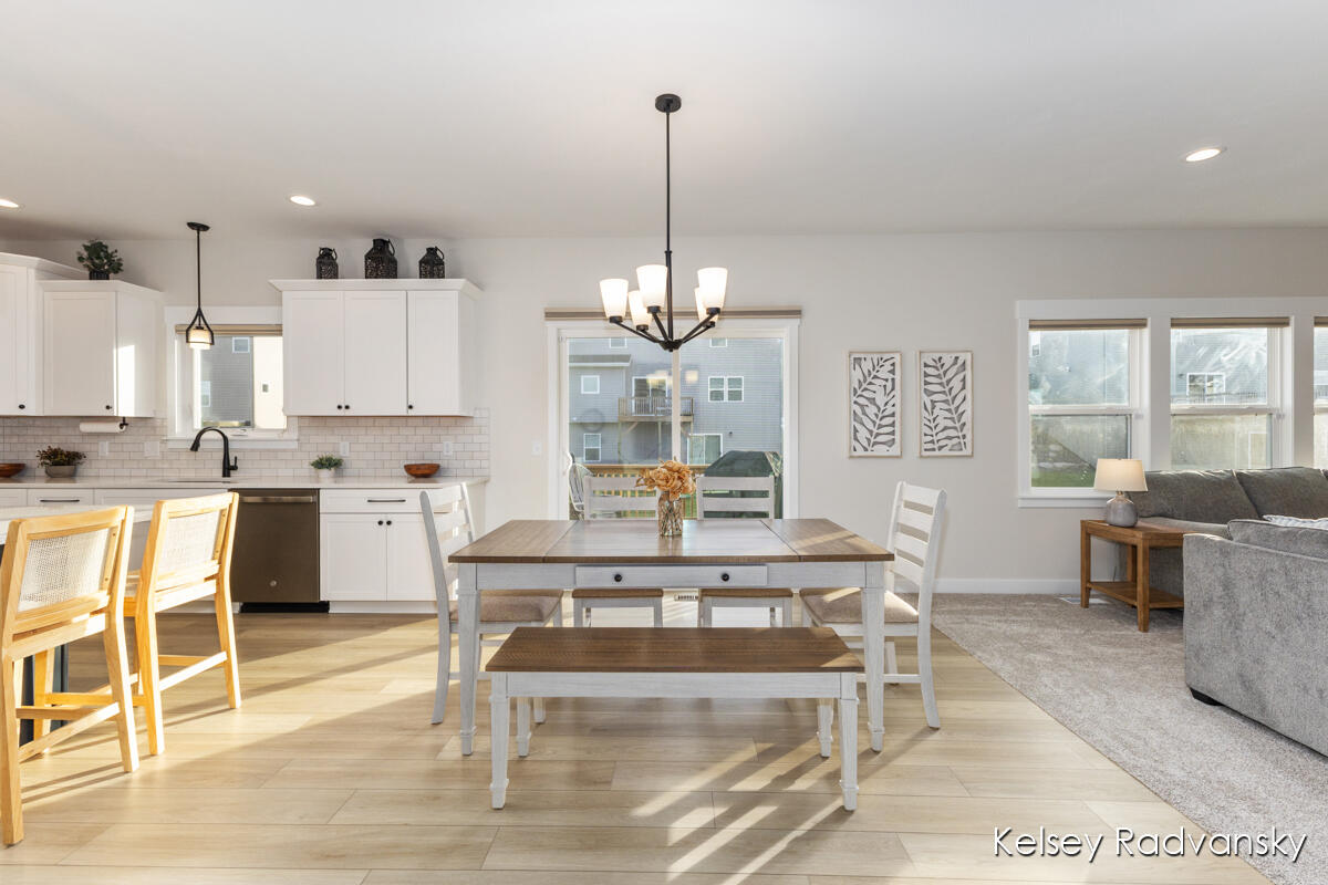 6450 Estate Drive, Byron Center, MI, 49315-9617