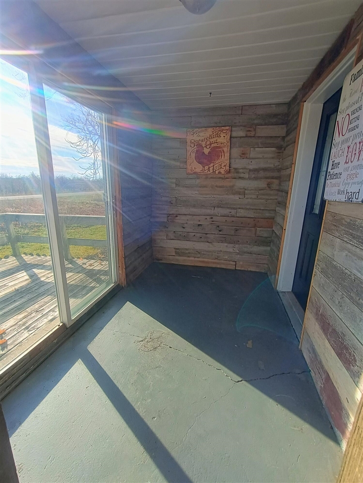 2924 W Van Buren Road, Hart, MI, 49420-8597