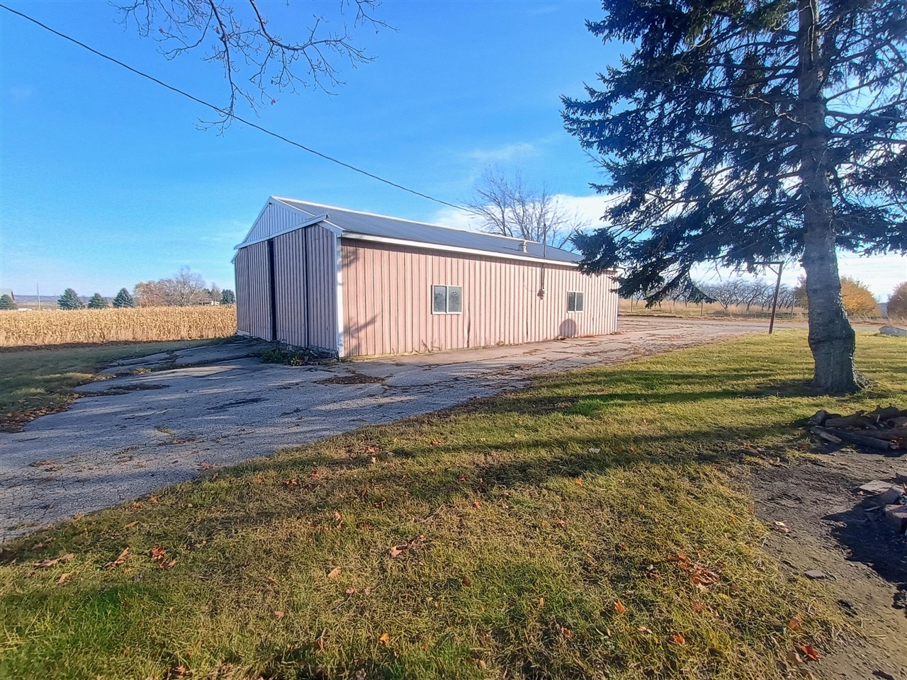 2924 W Van Buren Road, Hart, MI, 49420-8597