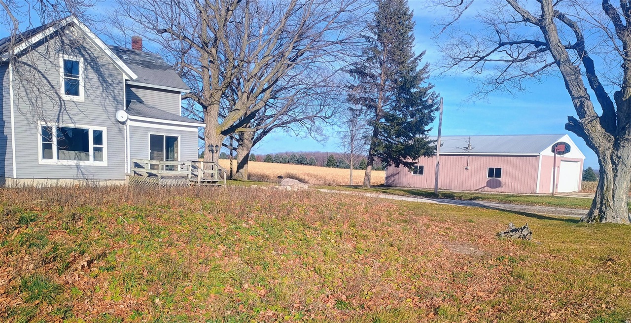 2924 W Van Buren Road, Hart, MI, 49420-8597