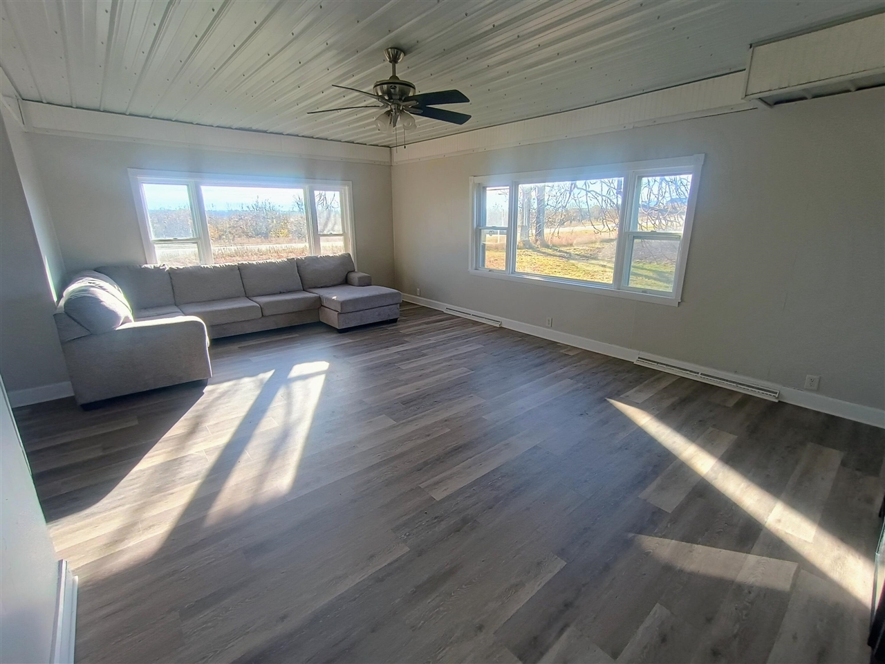 2924 W Van Buren Road, Hart, MI, 49420-8597