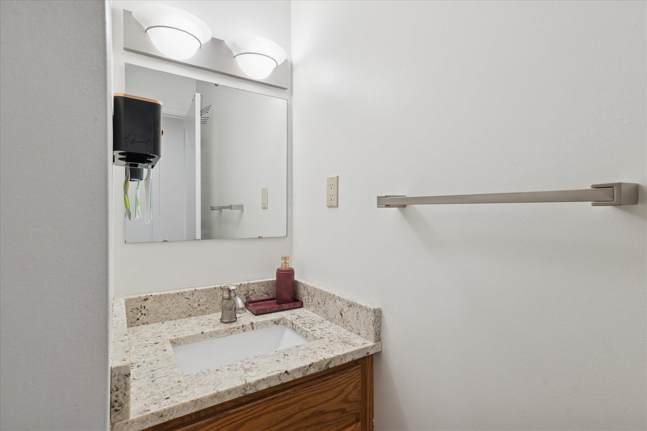 28140 Terrence Street, Livonia, MI, 48154-3442