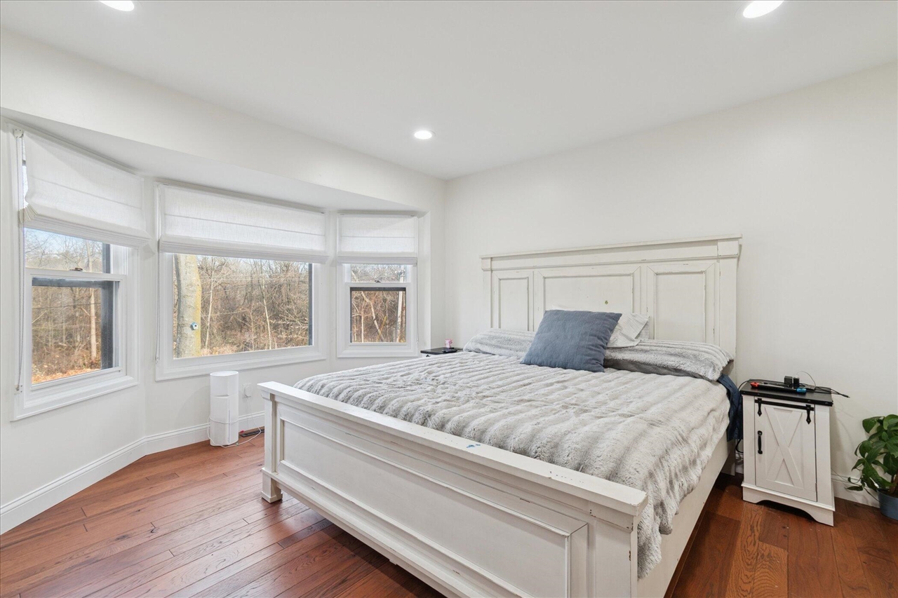 28140 Terrence Street, Livonia, MI, 48154-3442