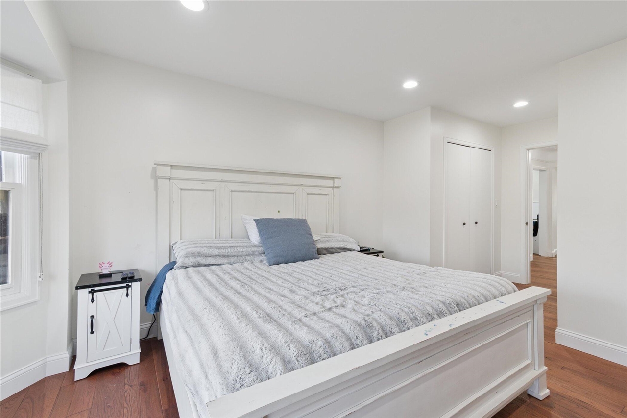 28140 Terrence Street, Livonia, MI, 48154-3442