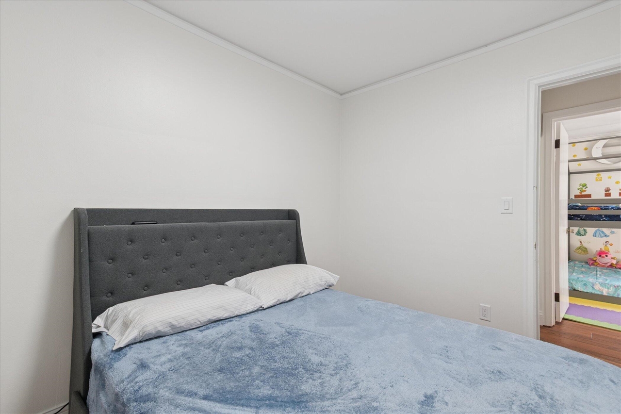 28140 Terrence Street, Livonia, MI, 48154-3442