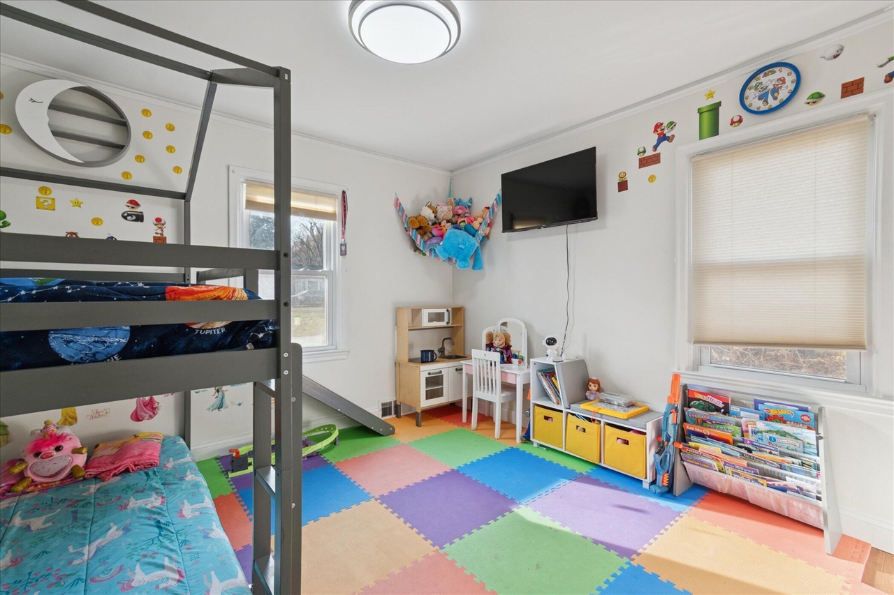 28140 Terrence Street, Livonia, MI, 48154-3442