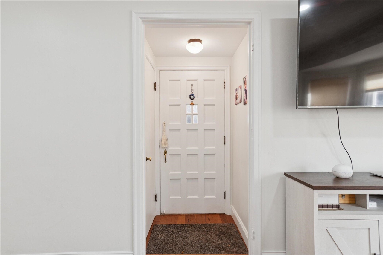 28140 Terrence Street, Livonia, MI, 48154-3442