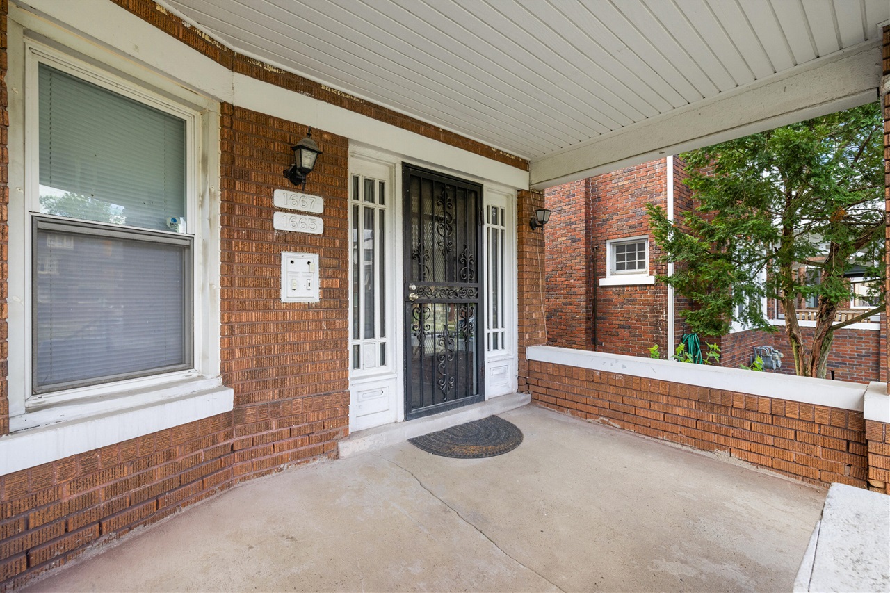 1665 Atkinson Street, Detroit, MI, 48206-2006