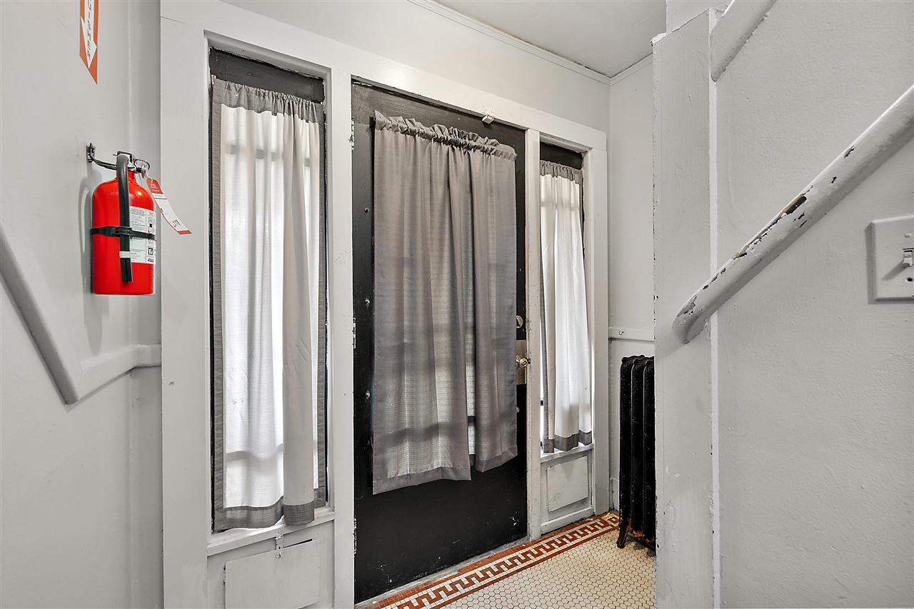 1665 Atkinson Street, Detroit, MI, 48206-2006