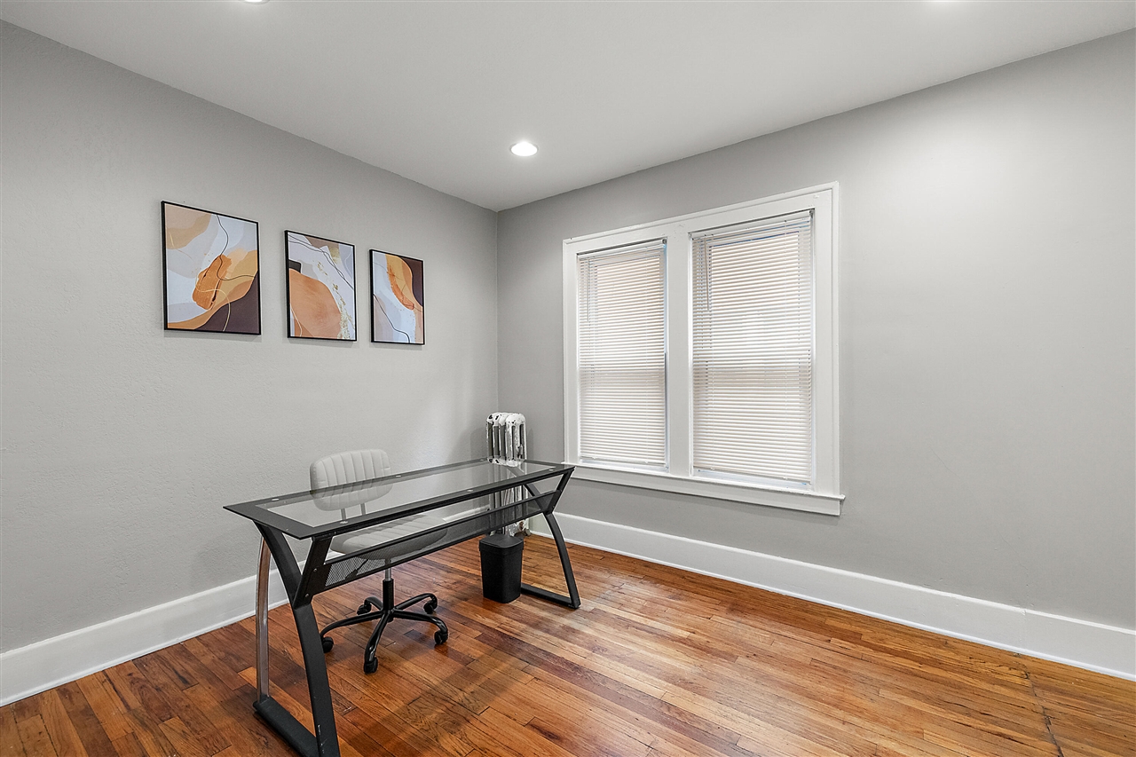 1665 Atkinson Street, Detroit, MI, 48206-2006