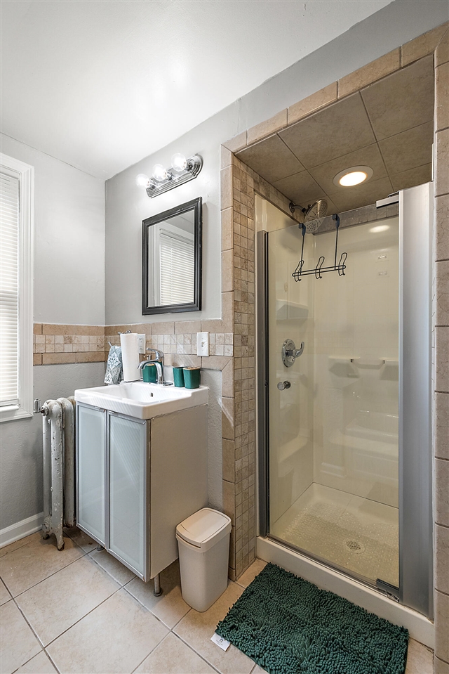 1665 Atkinson Street, Detroit, MI, 48206-2006