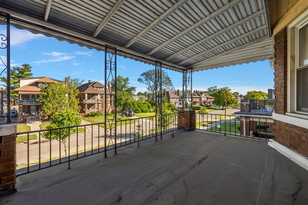 1665 Atkinson Street, Detroit, MI, 48206-2006