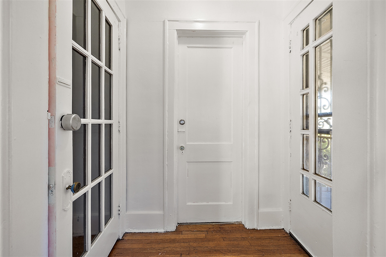 1665 Atkinson Street, Detroit, MI, 48206-2006