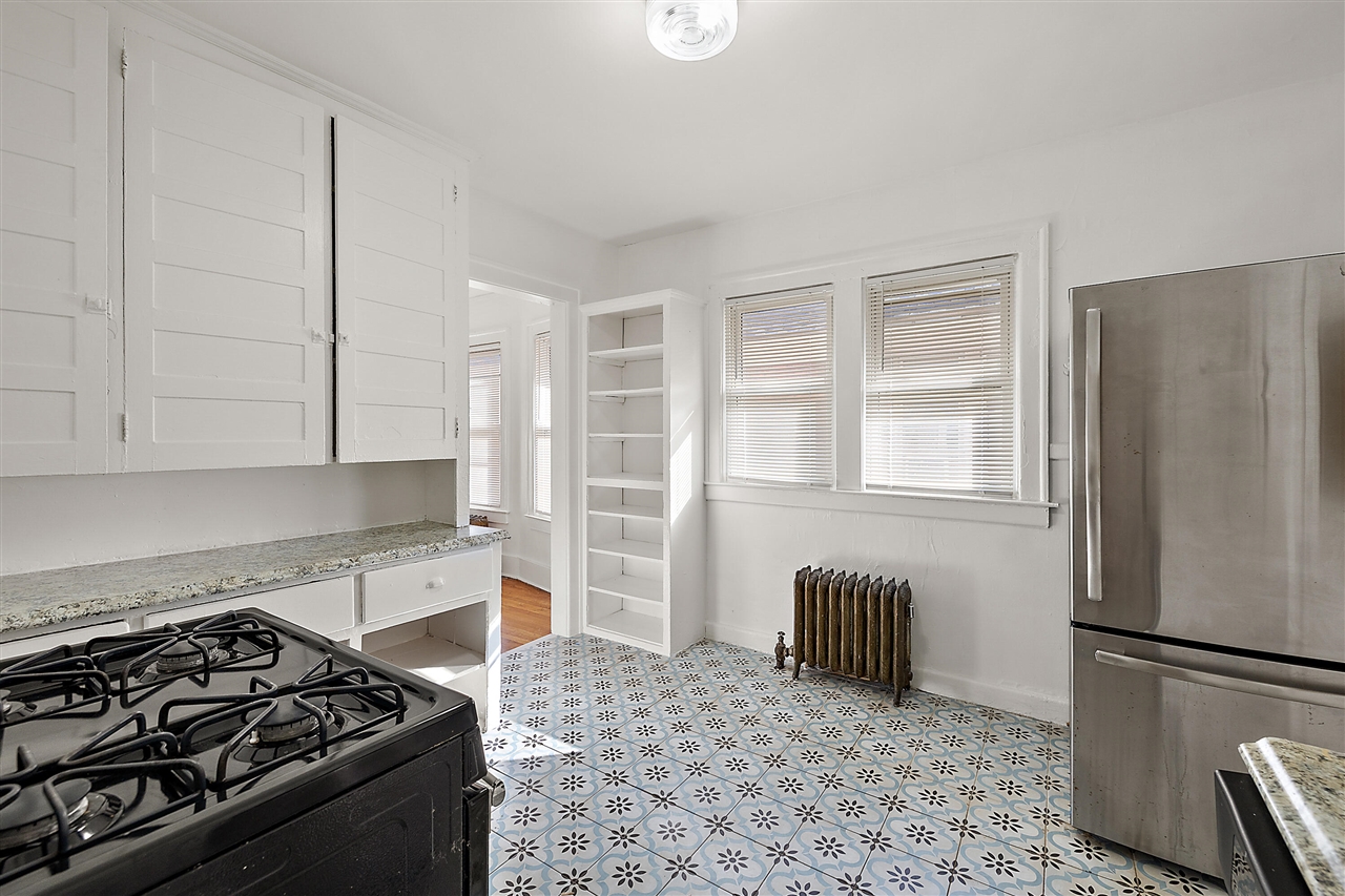 1665 Atkinson Street, Detroit, MI, 48206-2006