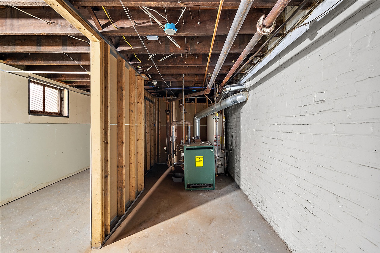 1665 Atkinson Street, Detroit, MI, 48206-2006