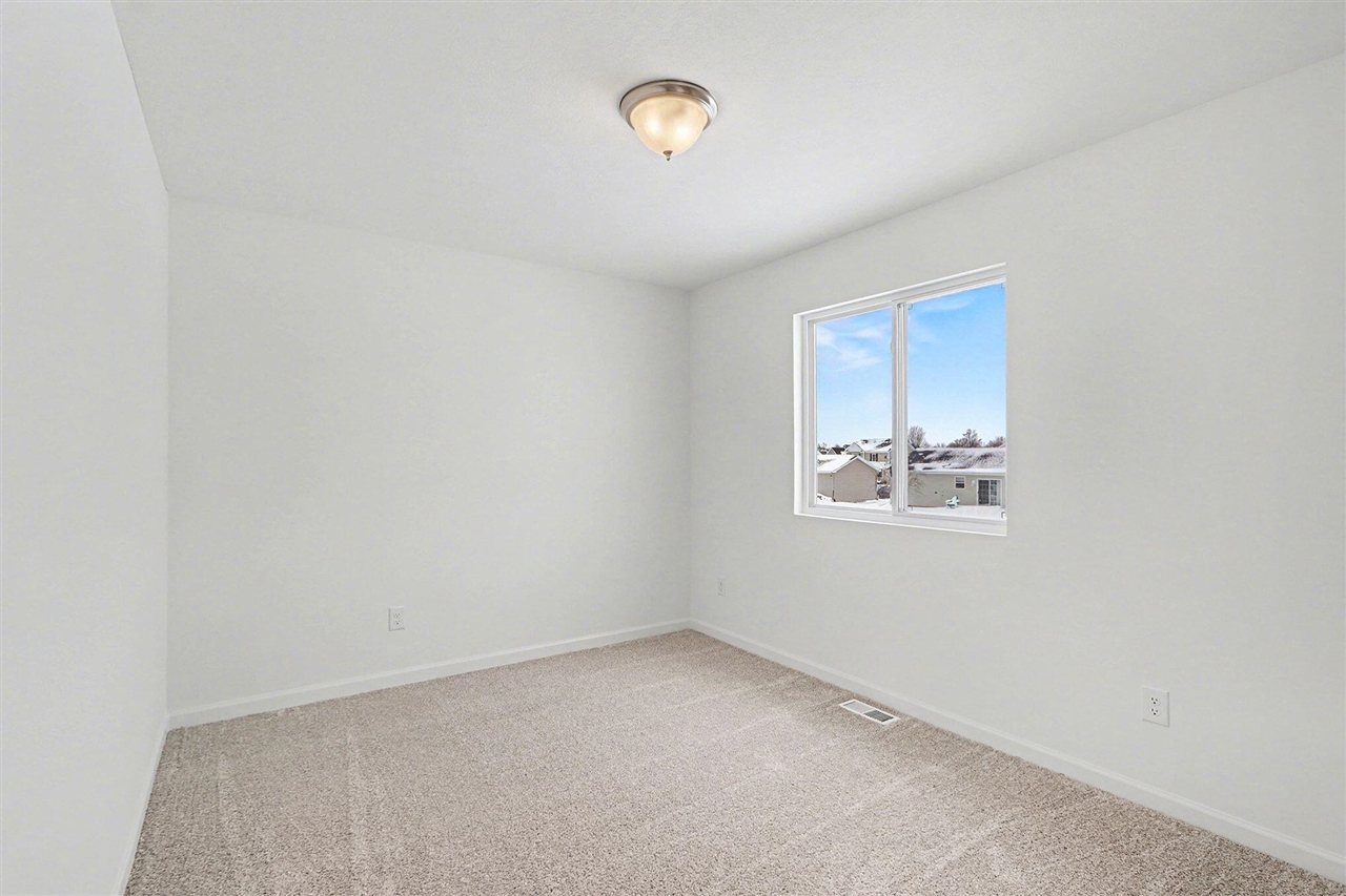 1037 Foxglove Avenue, Vicksburg, MI, 49097