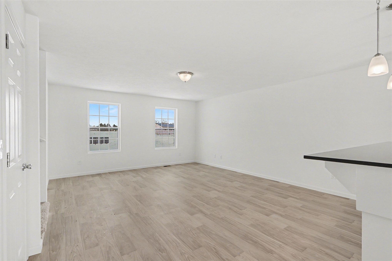 1037 Foxglove Avenue, Vicksburg, MI, 49097