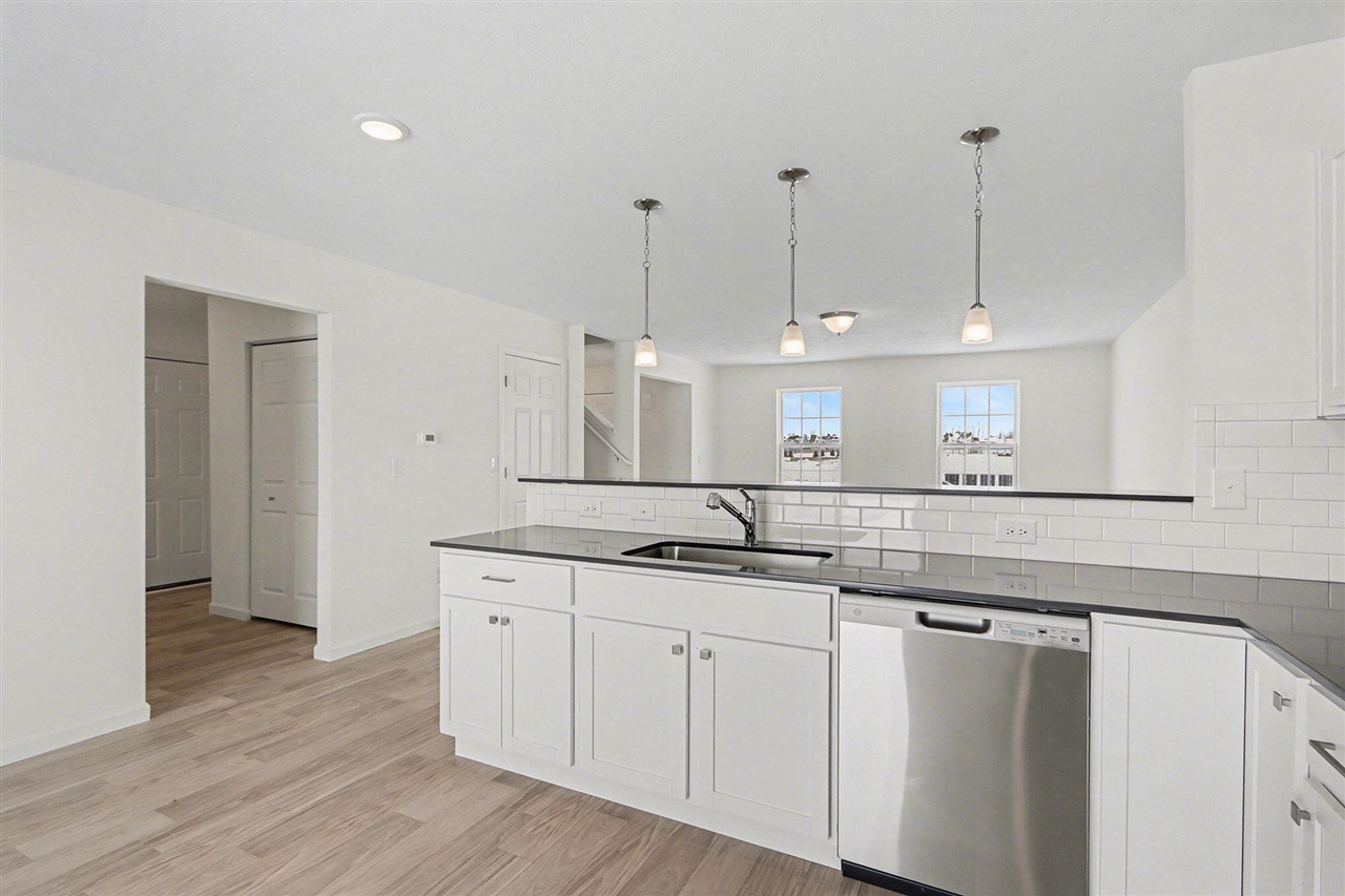 1037 Foxglove Avenue, Vicksburg, MI, 49097