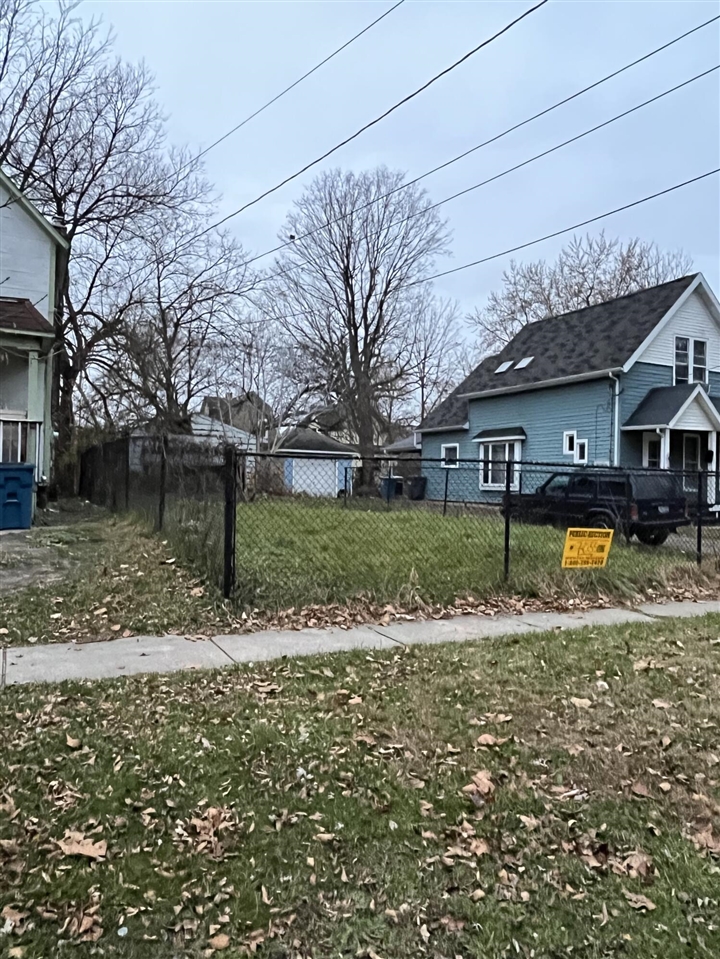 633 Trimble Avenue, Kalamazoo, MI, 49048-1931