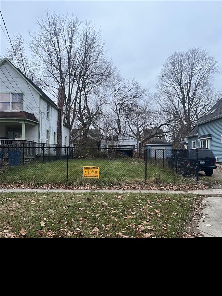 633 Trimble Avenue, Kalamazoo, MI, 49048-1931