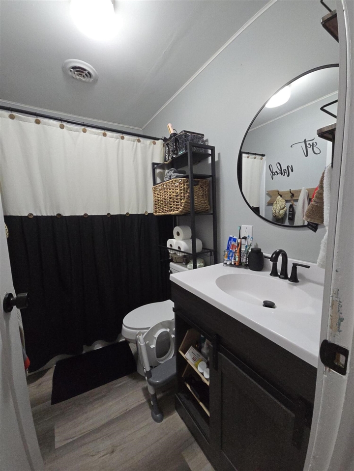 4325 Indian Isle Street, Battle Creek, MI, 49017-9272