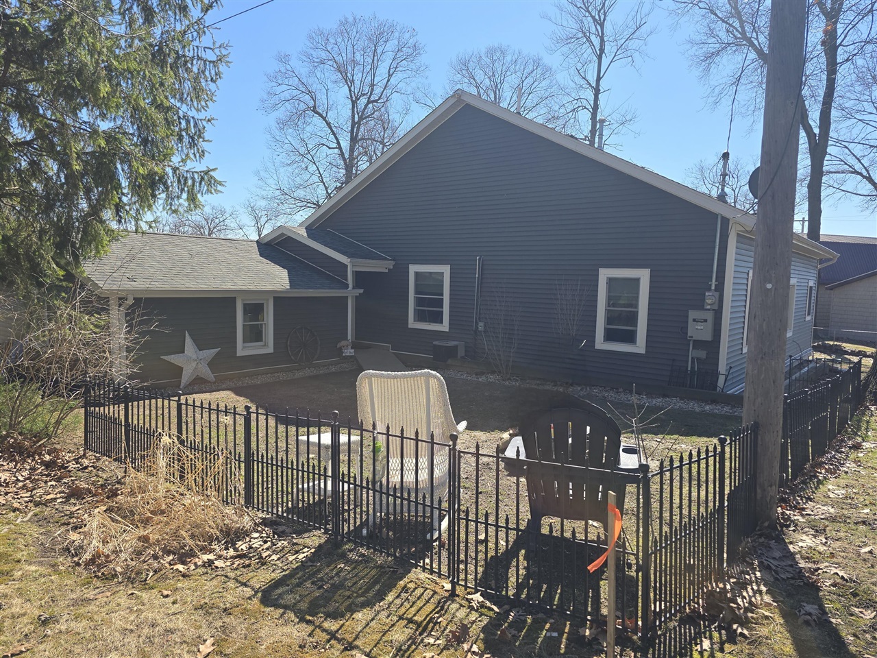 4325 Indian Isle Street, Battle Creek, MI, 49017-9272