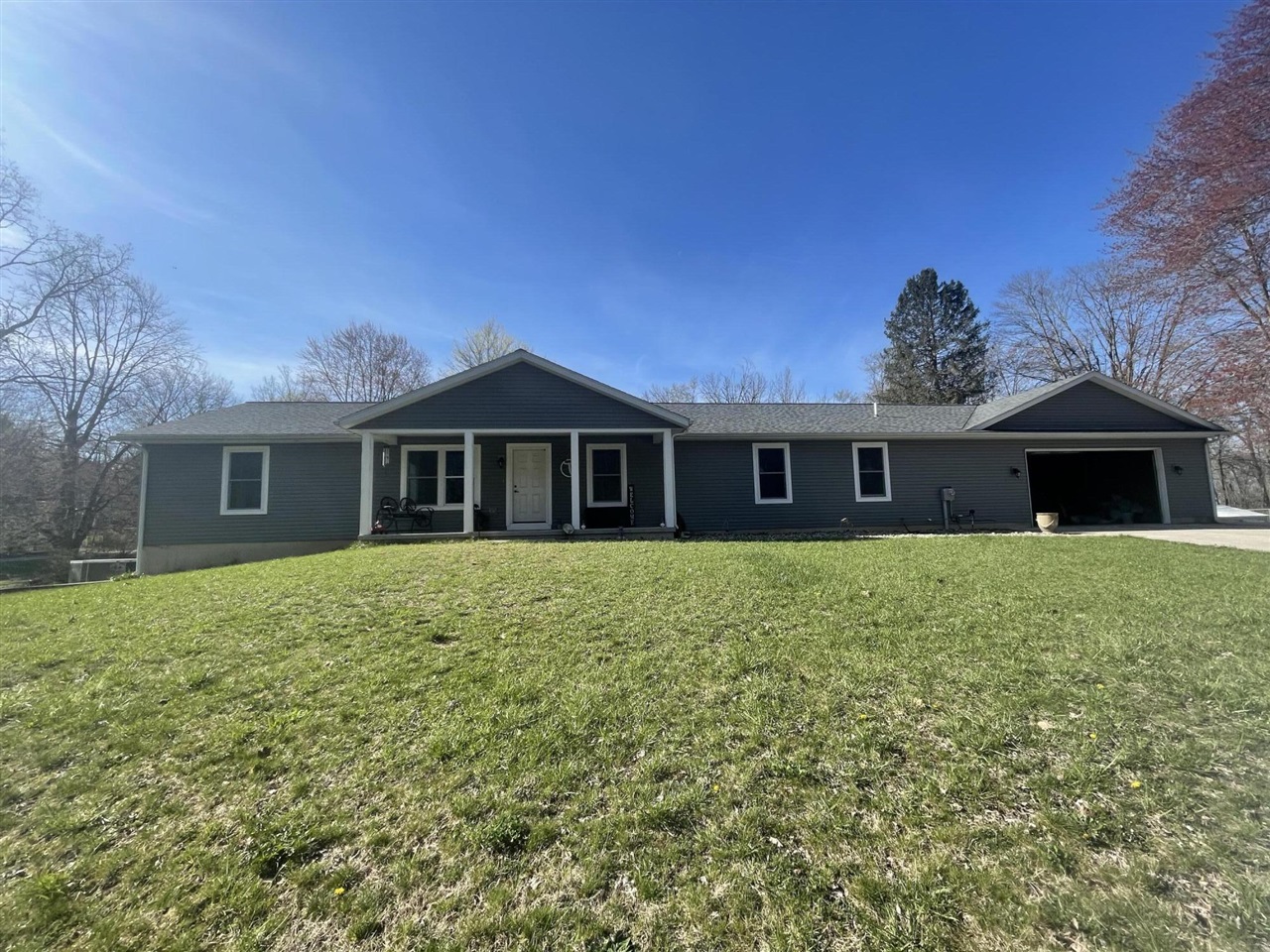 1st image of 33067 School St, Dowagiac, MI 49047 | MLS# 70507581