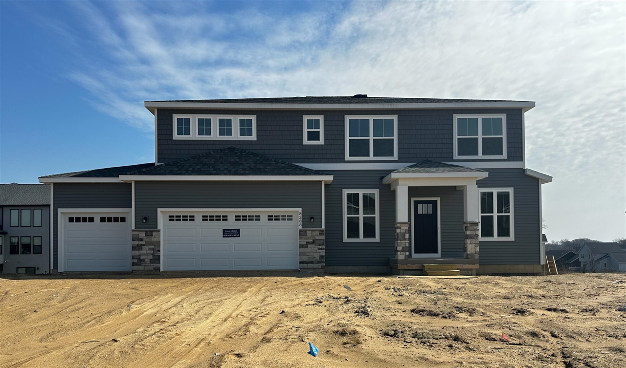 8288 Eagle Peak Drive, Jenison, MI, 49428-8792