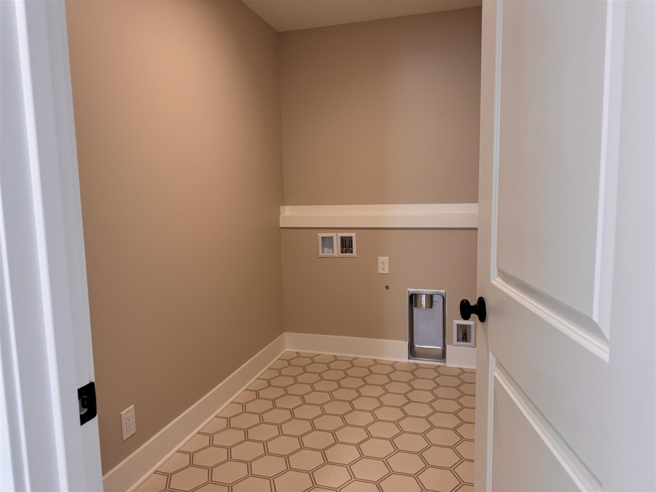 8288 Eagle Peak Drive, Jenison, MI, 49428-8792