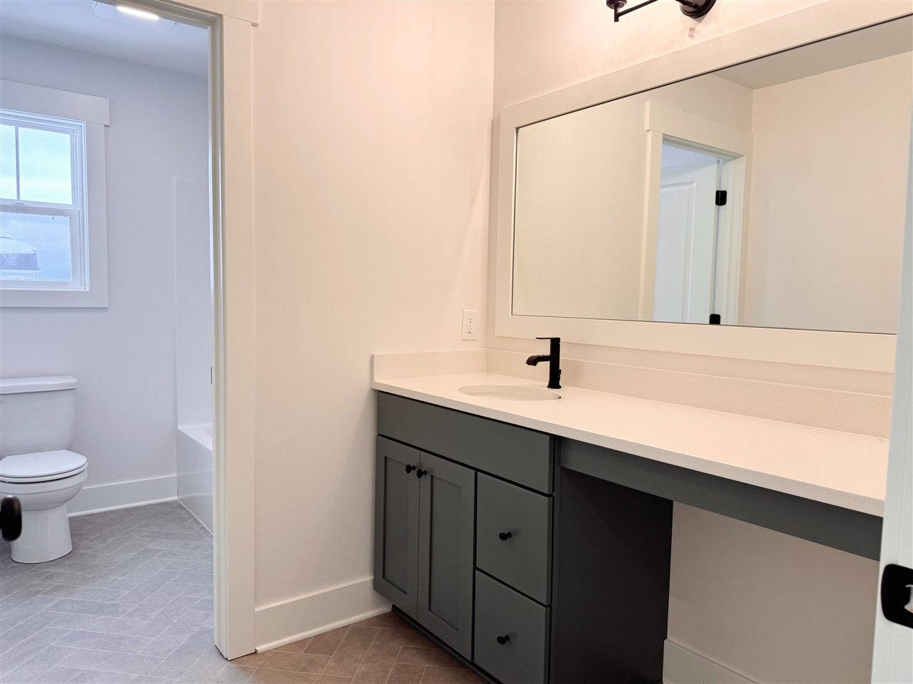 8288 Eagle Peak Drive, Jenison, MI, 49428-8792