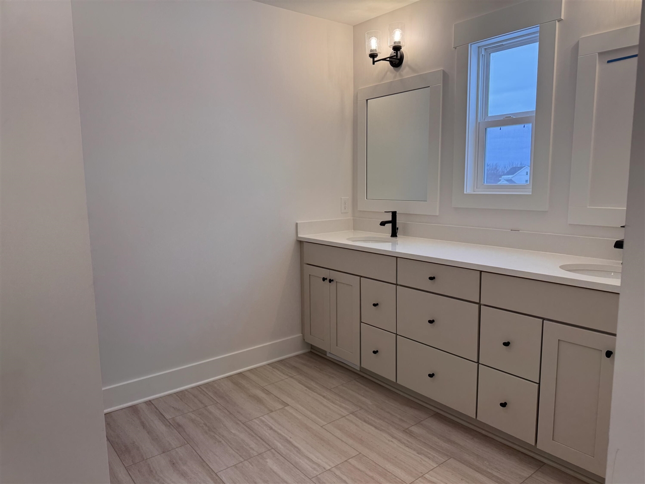 8288 Eagle Peak Drive, Jenison, MI, 49428-8792