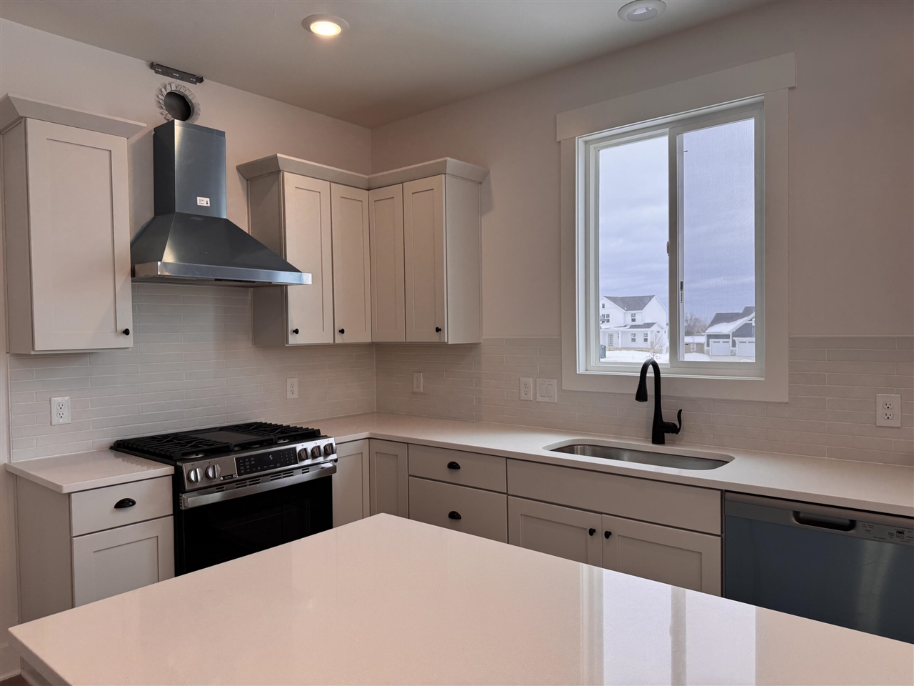 8288 Eagle Peak Drive, Jenison, MI, 49428-8792