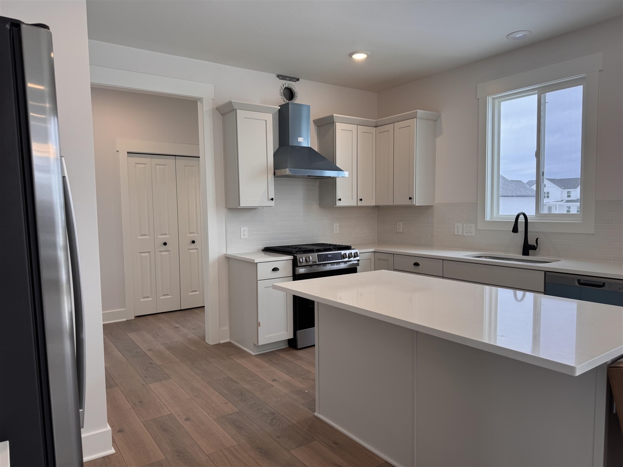 8288 Eagle Peak Drive, Jenison, MI, 49428-8792