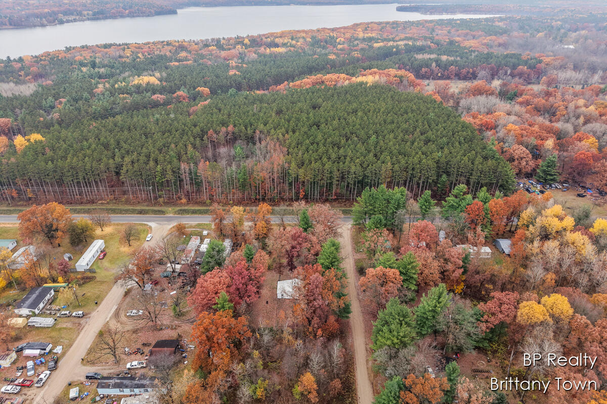 7344 E 40th Street, Newaygo, MI, 49337-9513