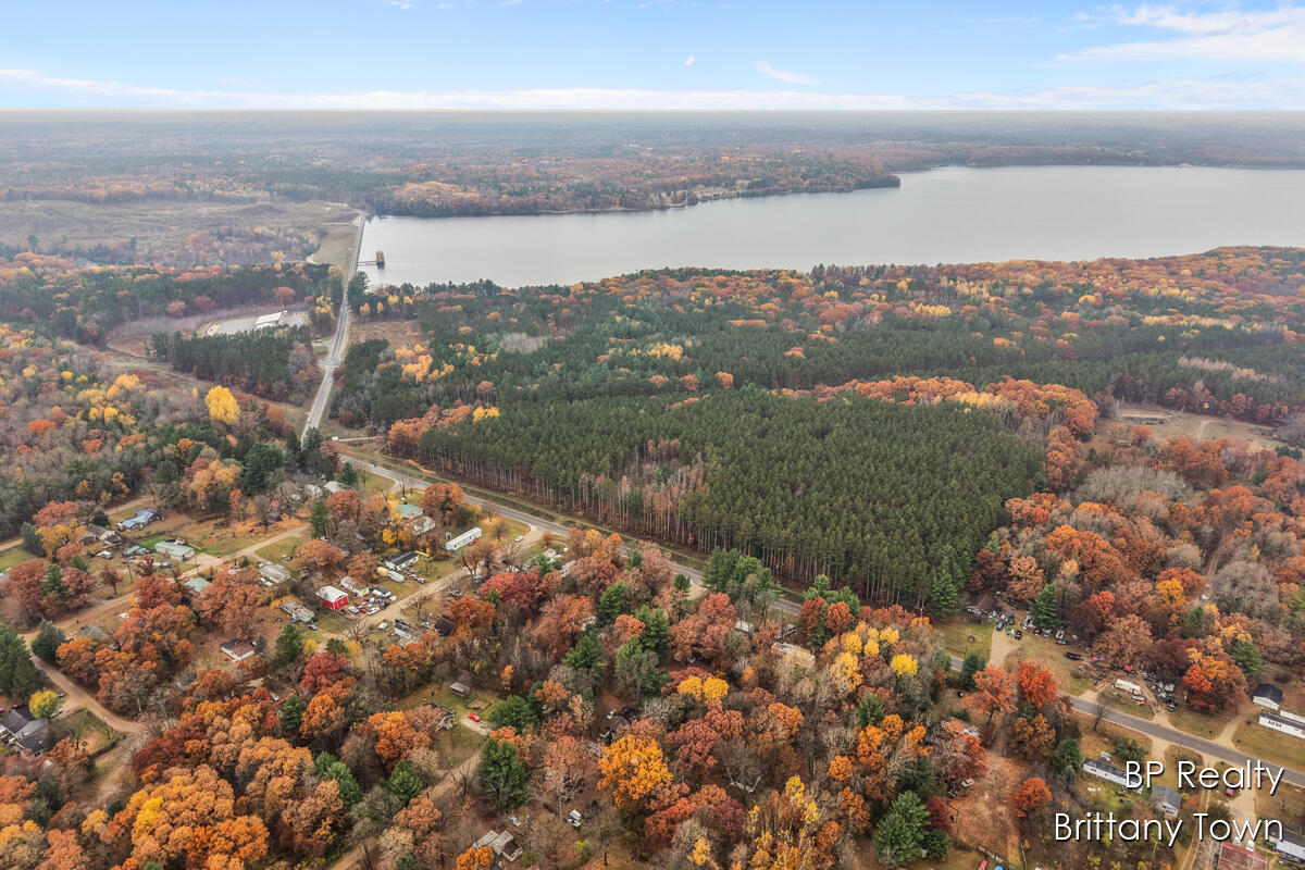 7344 E 40th Street, Newaygo, MI, 49337-9513