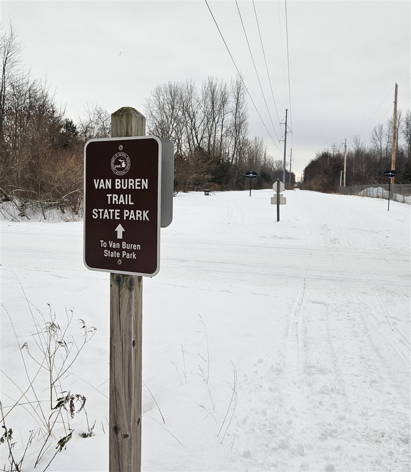 14th Avenue, South Haven, MI, 49090