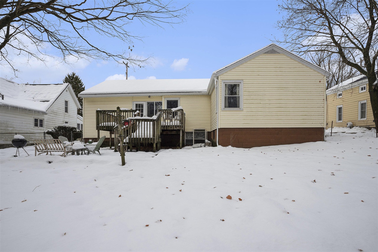 557 Ely Street, Allegan, MI, 49010