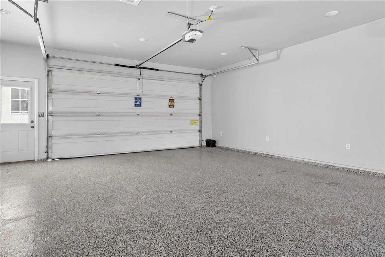 9 E Beech Street, Three Oaks, MI, 49128