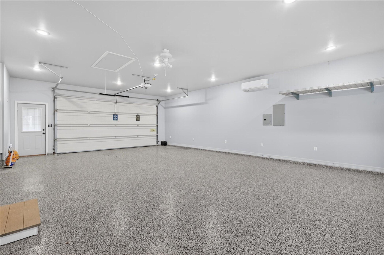 9 E Beech Street, Three Oaks, MI, 49128