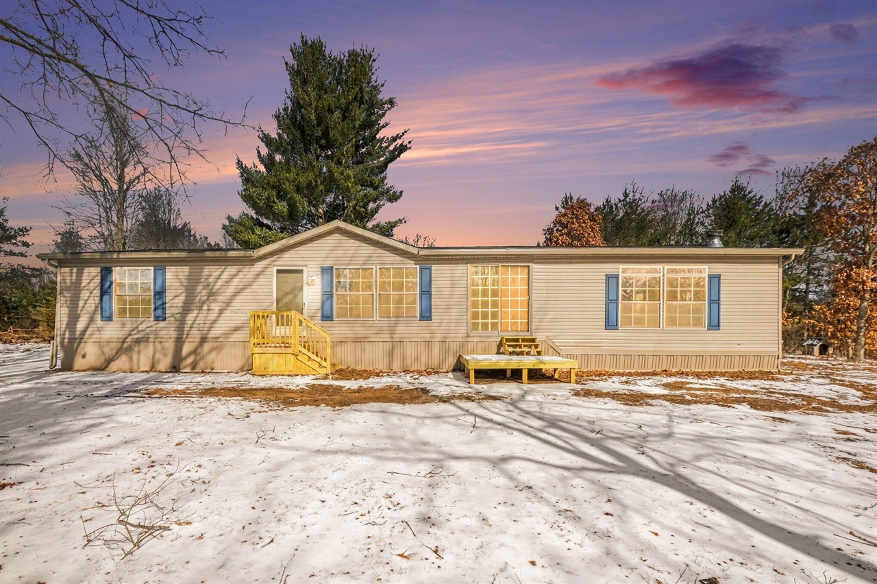 17790 Monroe Road, Morley, MI, 49336-9502